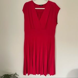 Red dress, no size, fits like a xl-1x, smoke free home